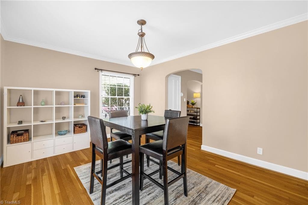 Stick/Site Built at 1811 W Friendly Avenue, Greensboro NC 27403, photo 12 of 40