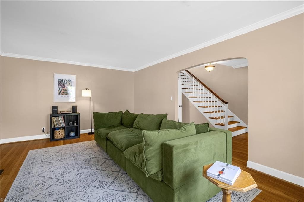 Stick/Site Built at 1811 W Friendly Avenue, Greensboro NC 27403, photo 11 of 40