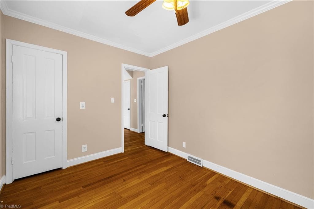 Stick/Site Built at 1811 W Friendly Avenue, Greensboro NC 27403, photo 19 of 40