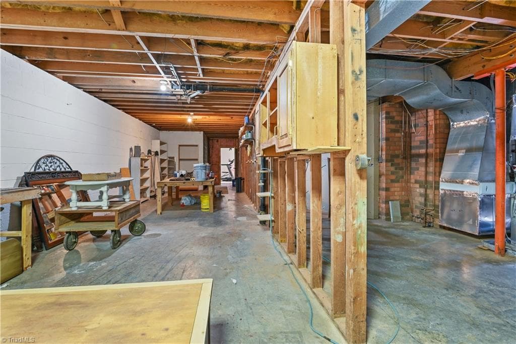 Stick/Site Built at 1903 Huntington Road, Greensboro NC 27408, photo 34 of 49