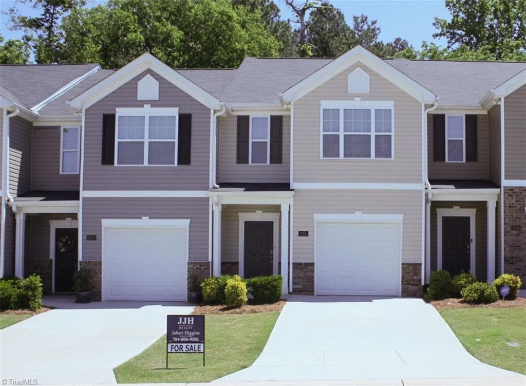 Stick/Site Built at 2351 Lily Drive, Haw River NC 27258, photo 2 of 14