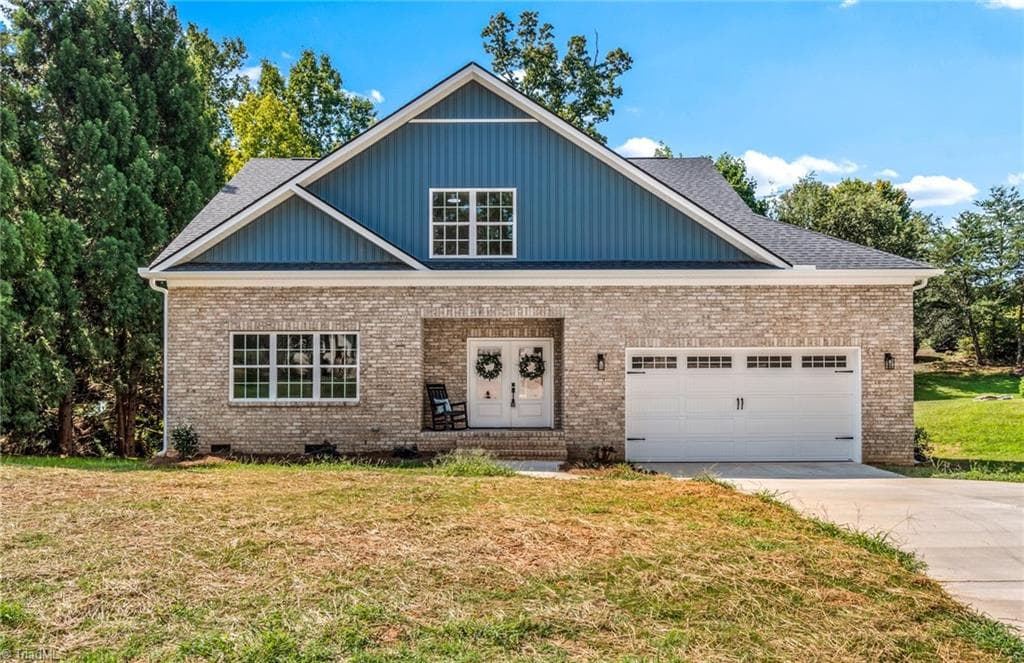 Stick/Site Built at 4642 Pebble Lake Drive, Pfafftown NC 27040, photo 41 of 46