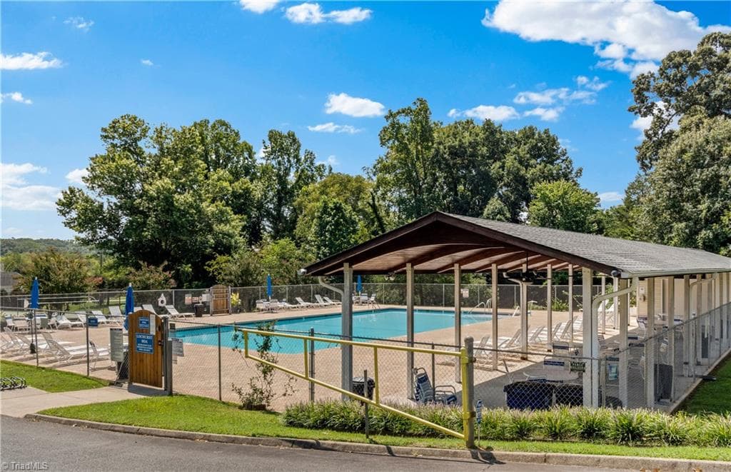 Stick/Site Built at 4642 Pebble Lake Drive, Pfafftown NC 27040, photo 44 of 46