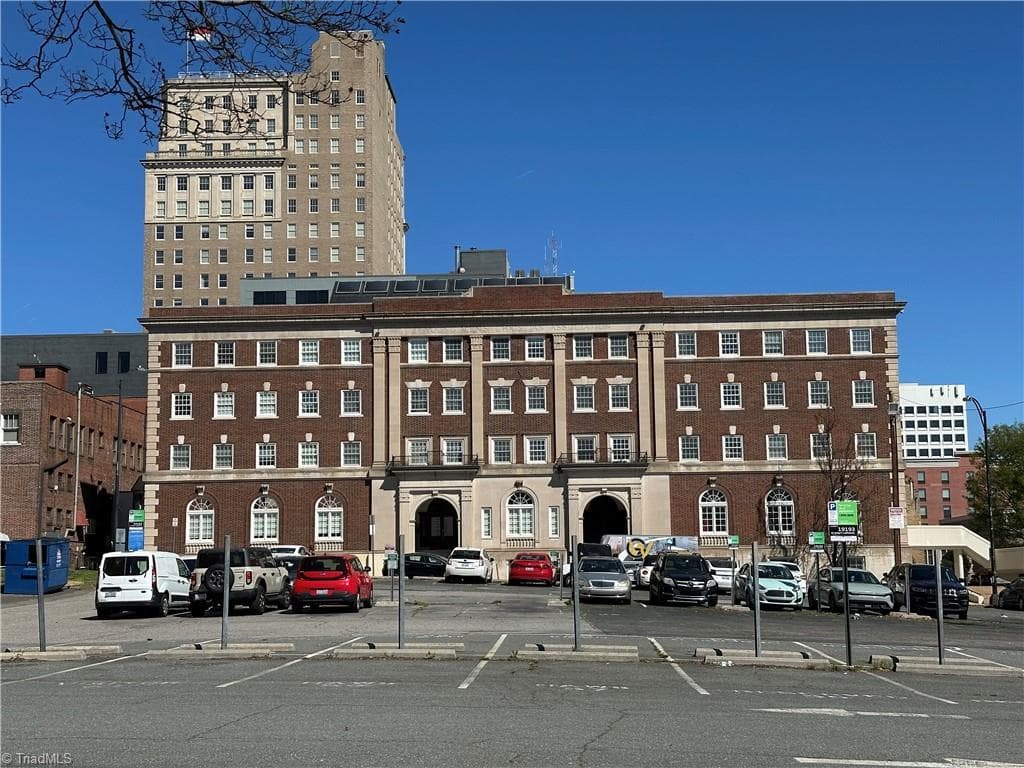 315 Spruce Street N # 301, Winston-Salem NC 27101