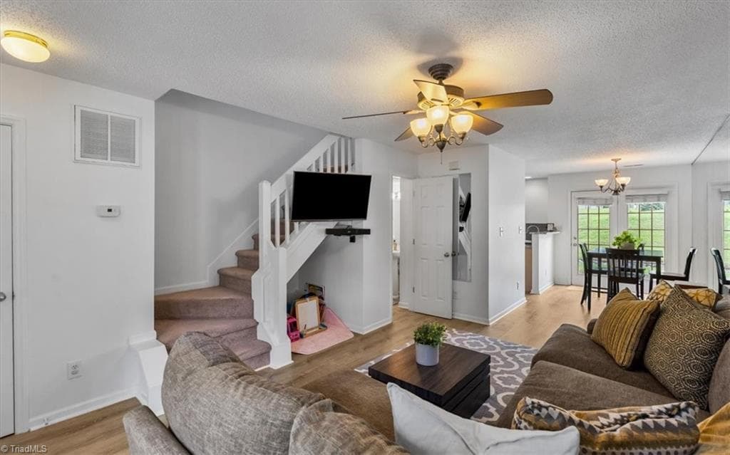Stick/Site Built at 4318 Carlys Way, Greensboro NC 27410, photo 6 of 25