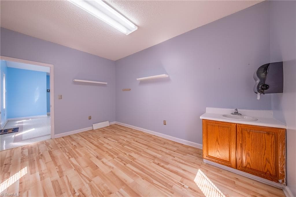 Remarks at 717 Harrison Street, Reidsville NC 27320, photo 27 of 30