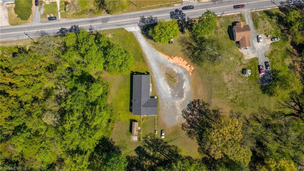 Remarks at 717 Harrison Street, Reidsville NC 27320, photo 13 of 30