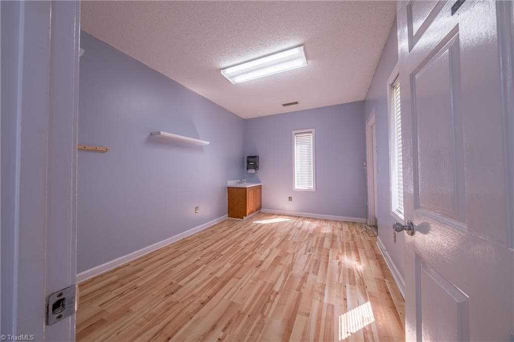 Remarks at 717 Harrison Street, Reidsville NC 27320, photo 26 of 30