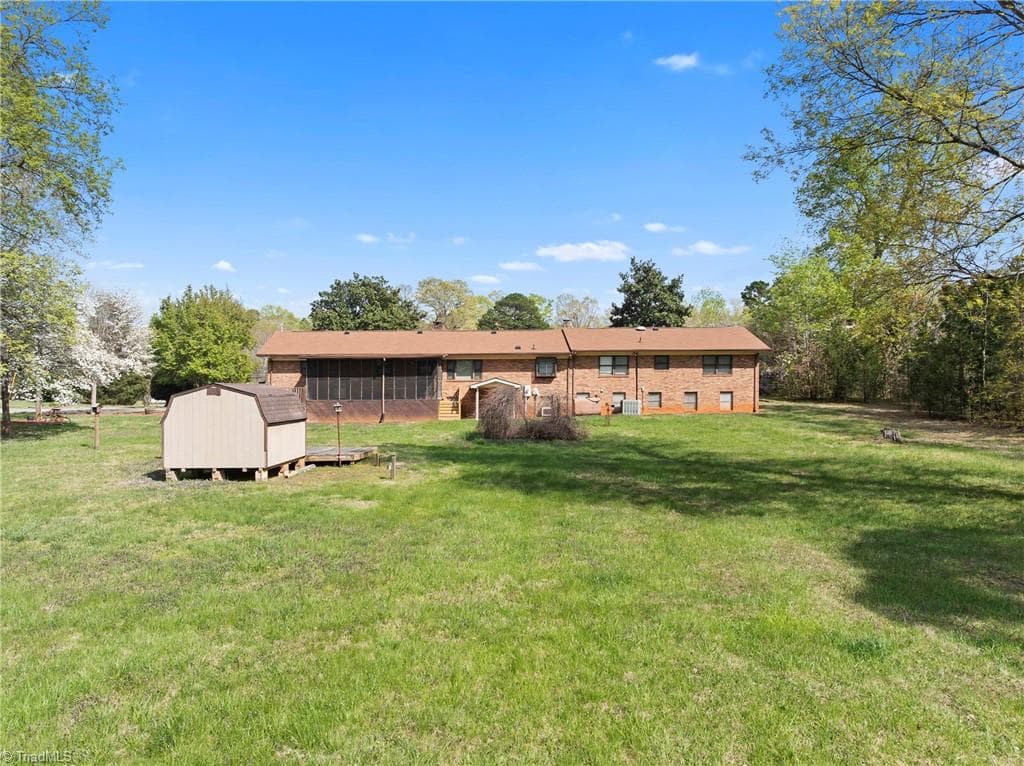 Stick/Site Built at 9188 NC HIGHWAY 8, Lexington NC 27292, Lexington, photo 15 of 42