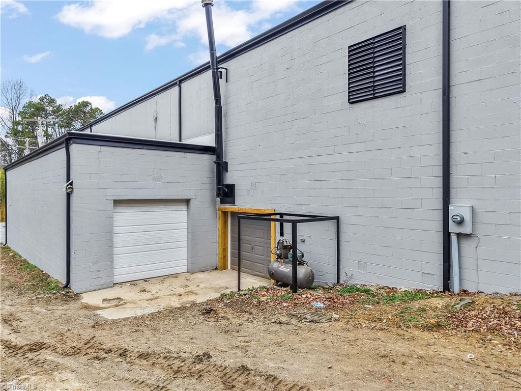 Industrial at 422 & 420 South Road, High Point NC 27262, photo 16 of 39