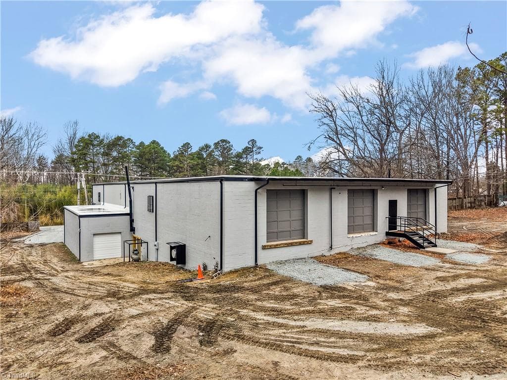 Industrial at 422 & 420 South Road, High Point NC 27262, photo 15 of 39