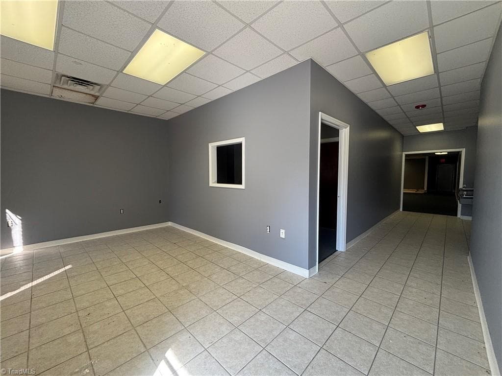 Remarks at 808 W English Road, High Point NC 27262, High Point, photo 3 of 10