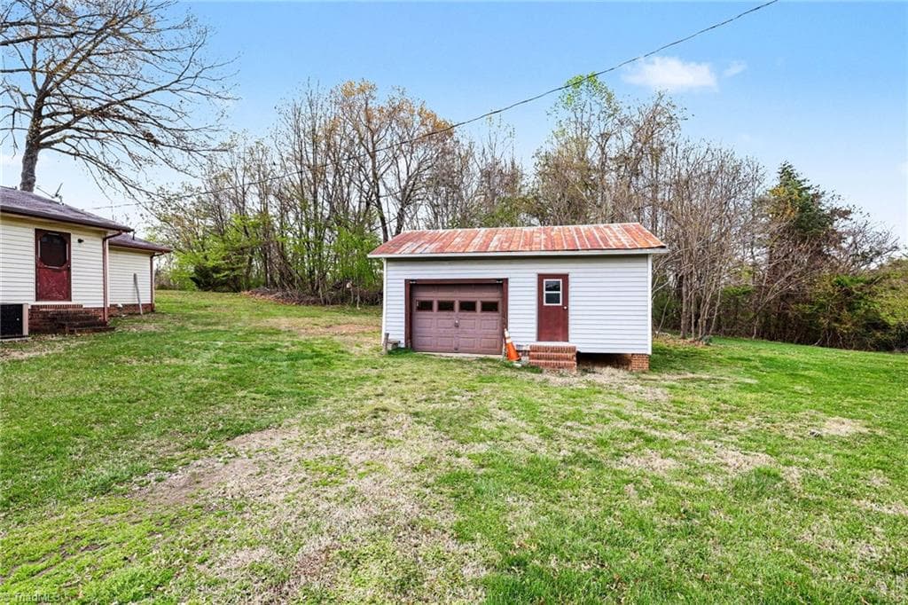 Manufactured Home at 1817 Amostown Road, Sandy Ridge NC 27046, photo 43 of 49