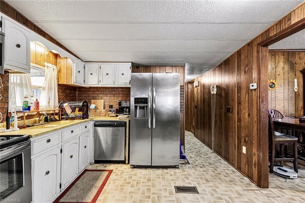 Manufactured Home at 1817 Amostown Road, Sandy Ridge NC 27046, photo 15 of 49