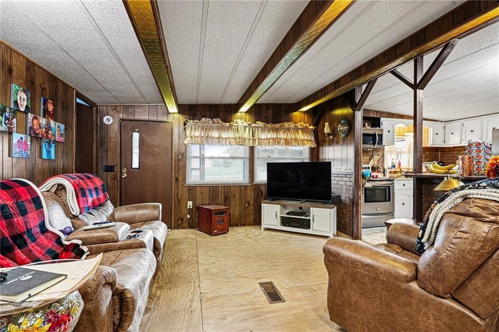 Manufactured Home at 1817 Amostown Road, Sandy Ridge NC 27046, photo 11 of 49