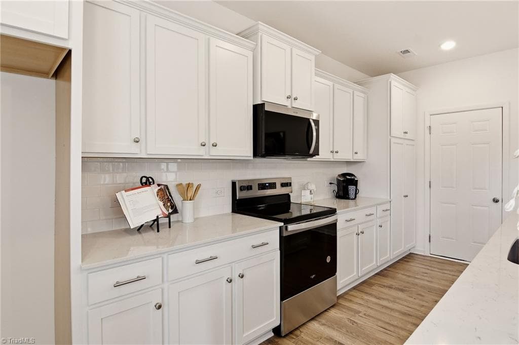 Stick/Site Built at 4112 Country Club Road # 1034, Winston-Salem NC 27104, Winston-Salem, photo 17 of 34
