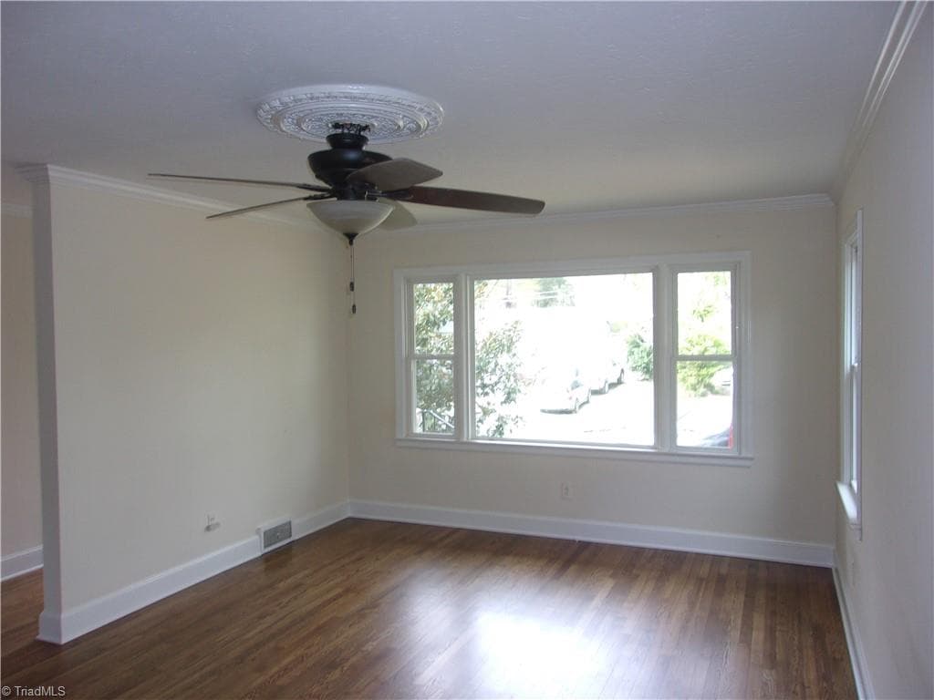 Stick/Site Built at 412 Peace Street, High Point NC 27262, photo 2 of 37