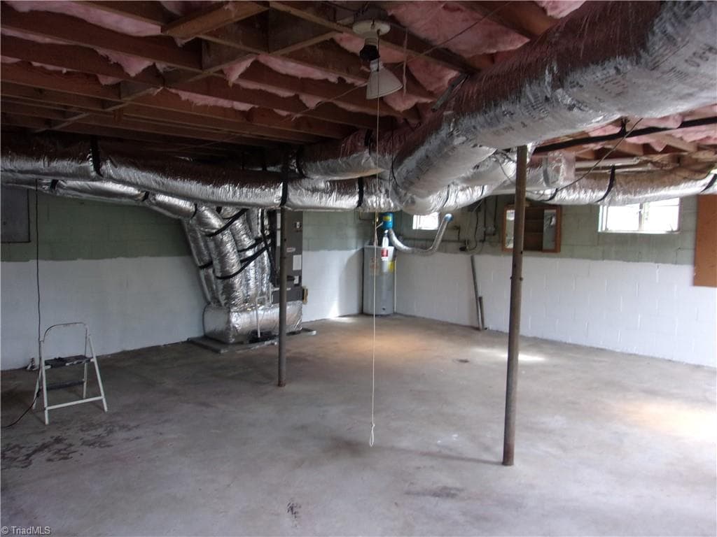 Stick/Site Built at 412 Peace Street, High Point NC 27262, photo 26 of 37