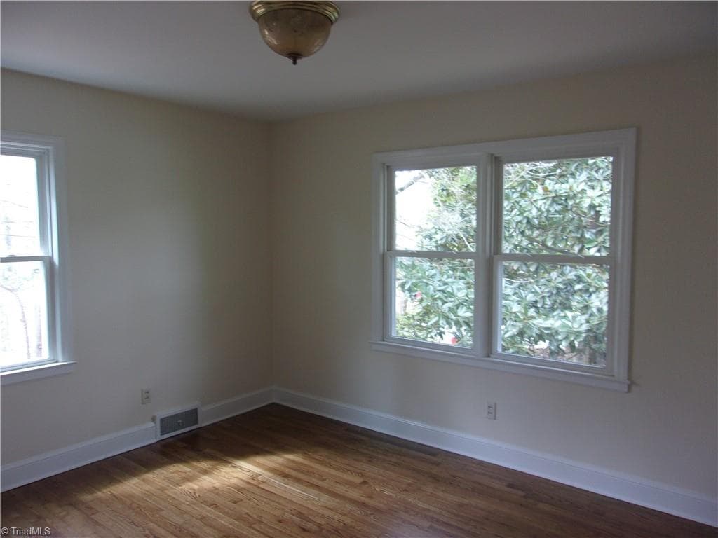 Stick/Site Built at 412 Peace Street, High Point NC 27262, photo 10 of 37