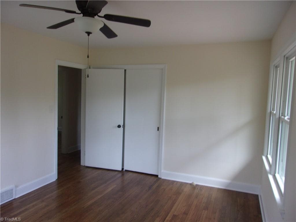 Stick/Site Built at 412 Peace Street, High Point NC 27262, photo 8 of 37