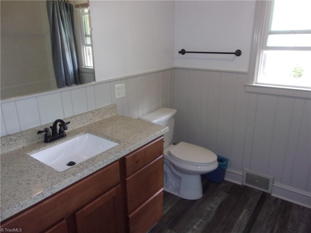 Stick/Site Built at 412 Peace Street, High Point NC 27262, photo 21 of 37