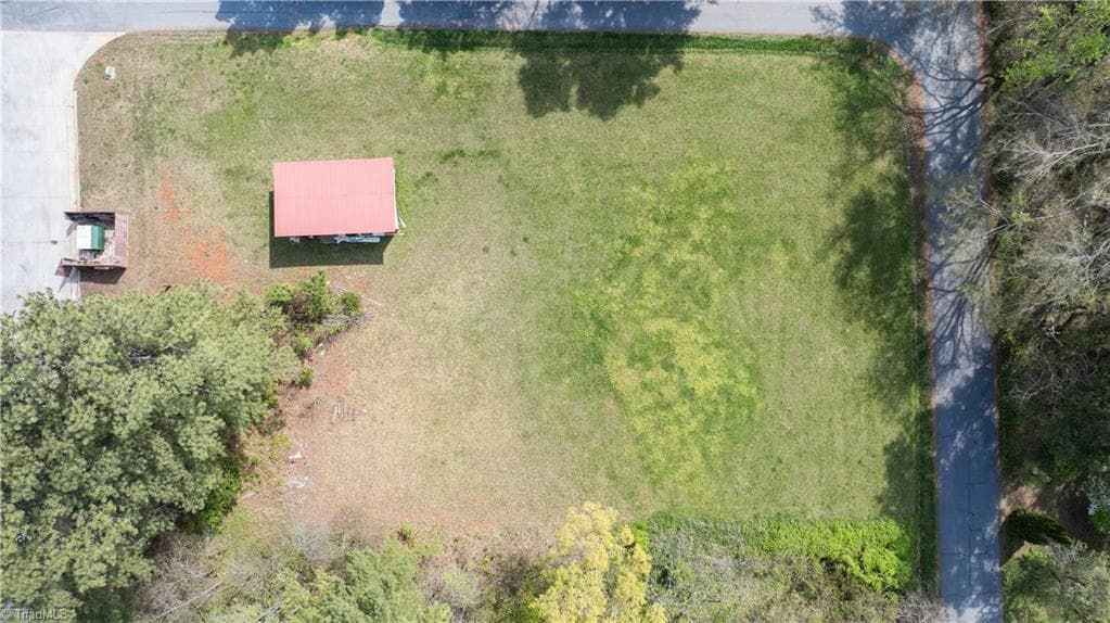 Remarks at 35 Varner Street, Denton NC 27239, photo 2 of 16