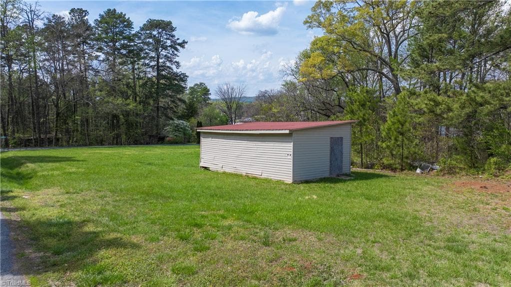 Remarks at 35 Varner Street, Denton NC 27239, photo 3 of 16