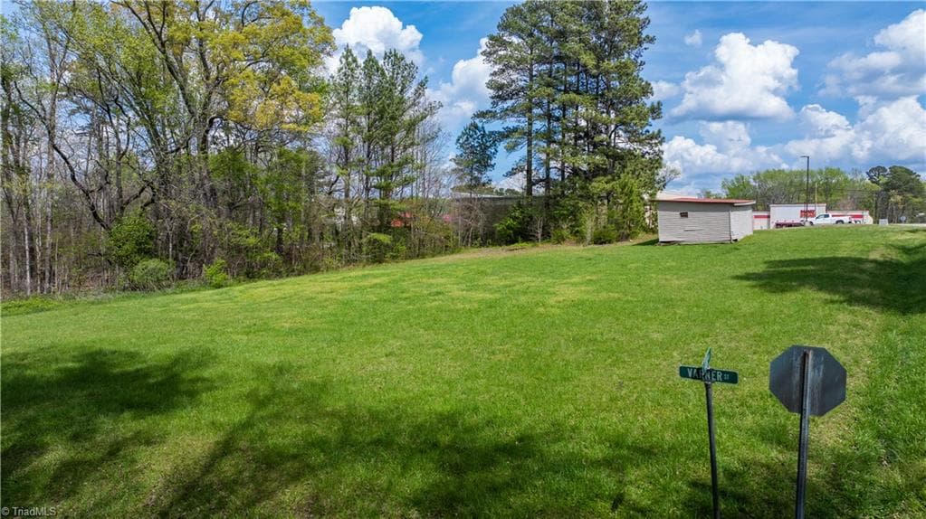 Remarks at 35 Varner Street, Denton NC 27239, photo 5 of 16
