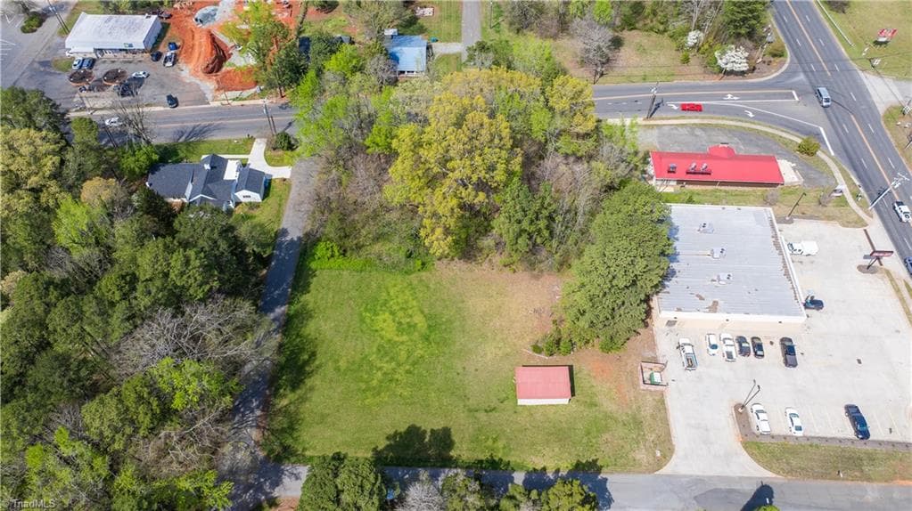 Remarks at 35 Varner Street, Denton NC 27239, photo 8 of 16