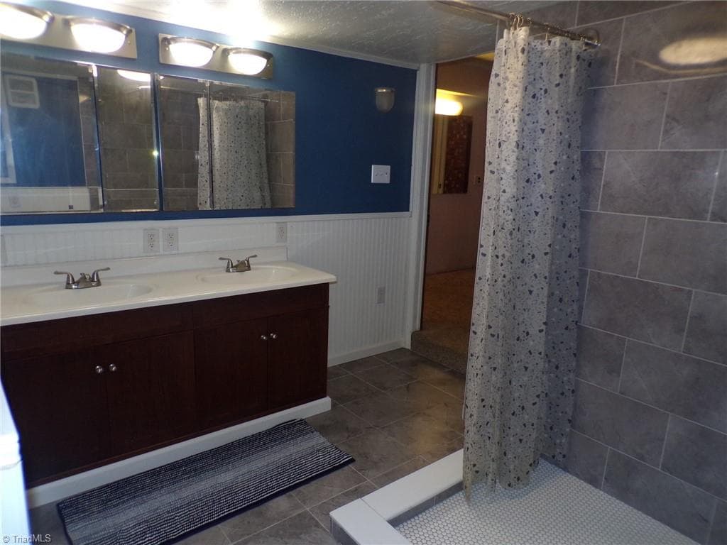 Stick/Site Built at 4543 Pleasant Garden Road, Greensboro NC 27406, photo 27 of 45