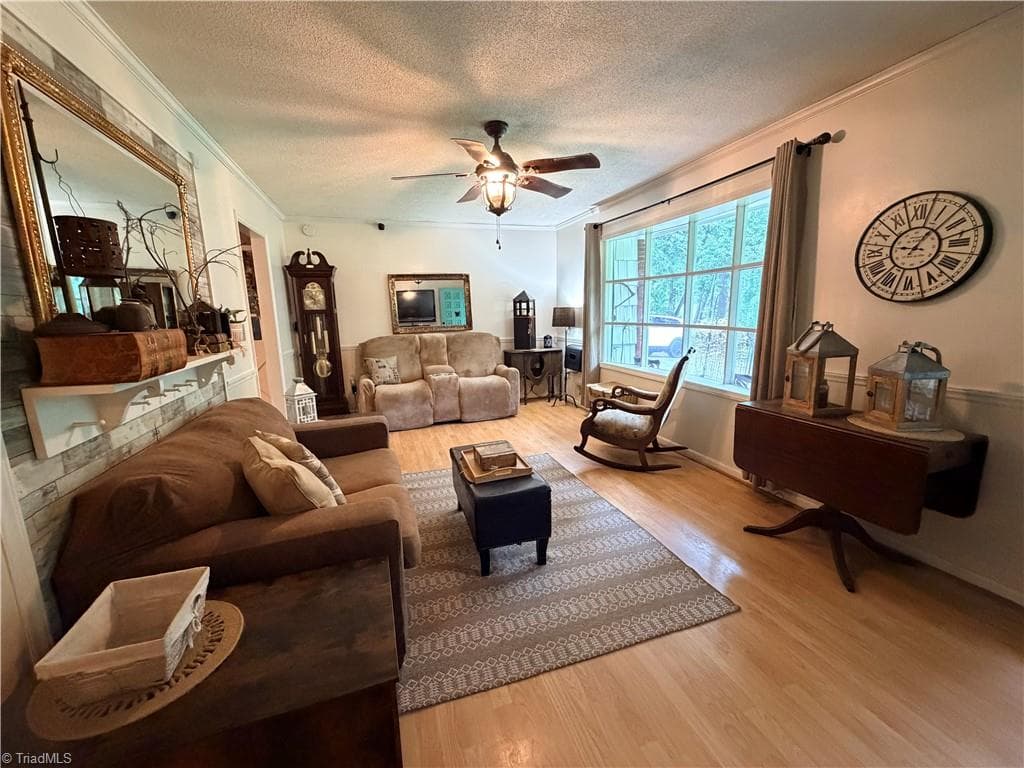 Stick/Site Built at 357 Holly Hill Street, North Wilkesboro NC 28659, photo 5 of 50