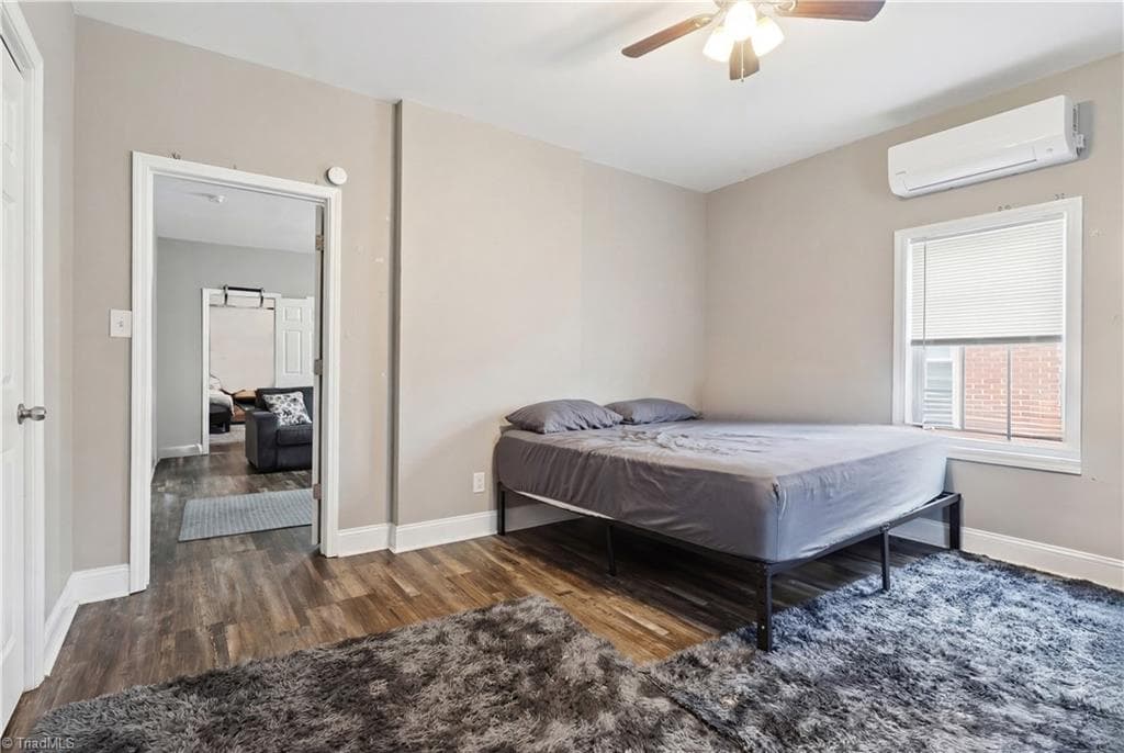 Triplex at 528 N Scales Street, Reidsville NC 27320, photo 12 of 29