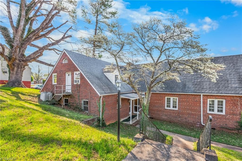 Remarks at 300 N Bridge Street, Elkin NC 28621, Elkin, photo 55 of 94