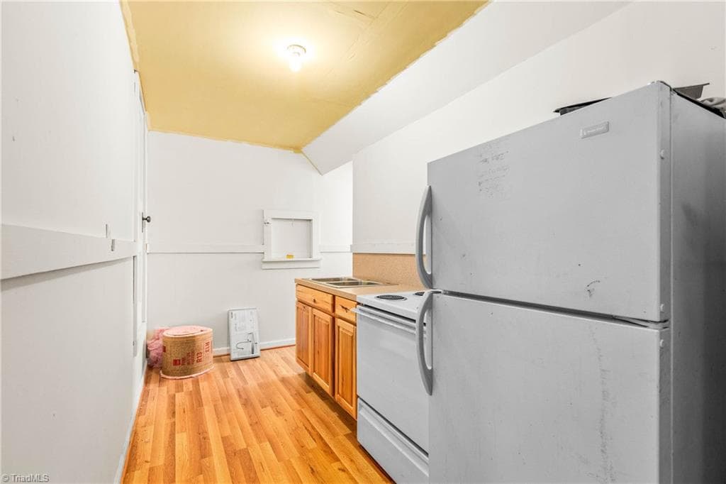 Remarks at 300 N Bridge Street, Elkin NC 28621, Elkin, photo 77 of 94