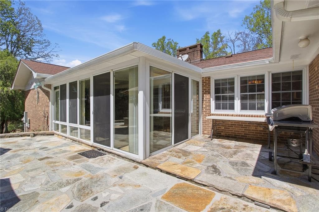 Sunroom - 1515 Holly Circle, Wilkesboro NC 28697, Wilkesboro