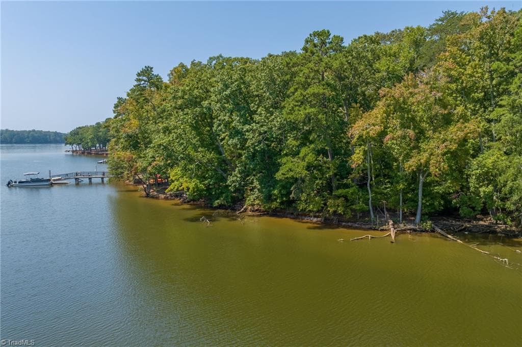 Single Family Residence at 1047 Starboard Reach, Lexington NC 27292, Lexington, photo 11 of 30
