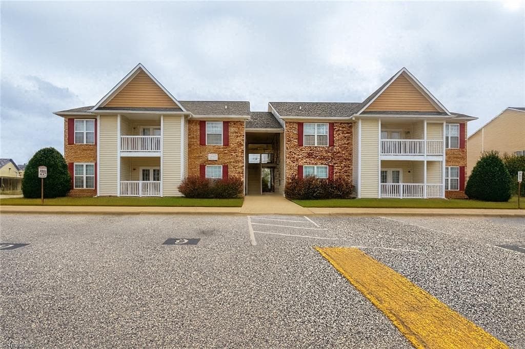 Stick/Site Built at 1328 Kershaw Loop # 101, Fayetteville NC 28314, Fayetteville, photo 12 of 12