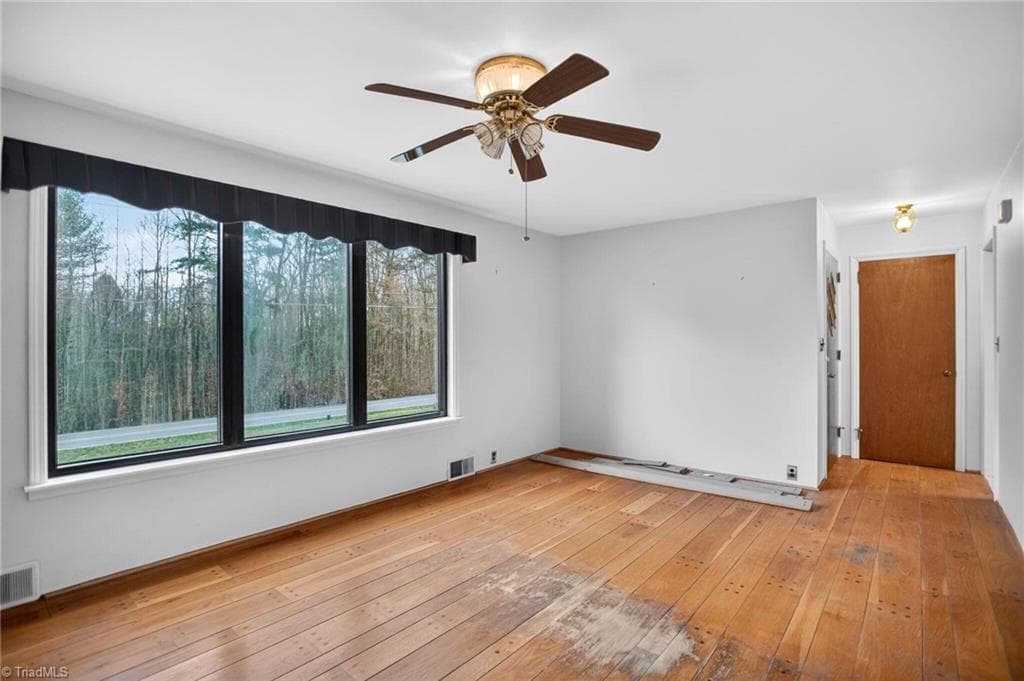 Stick/Site Built at 4783 Calico Road, Lenoir NC 28645, Lenoir, photo 13 of 44
