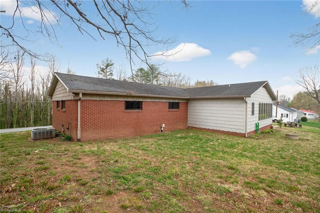 Stick/Site Built at 4783 Calico Road, Lenoir NC 28645, Lenoir, photo 35 of 44
