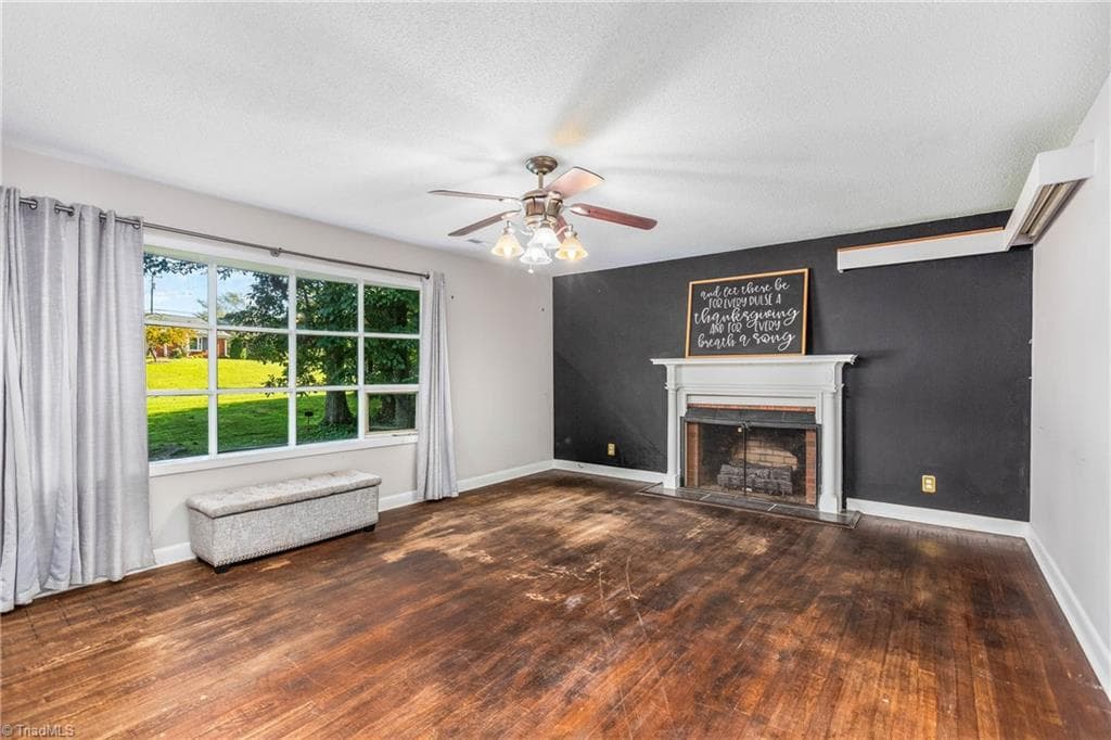 Stick/Site Built at 4210 Niblick Drive, Pfafftown NC 27040, photo 6 of 44