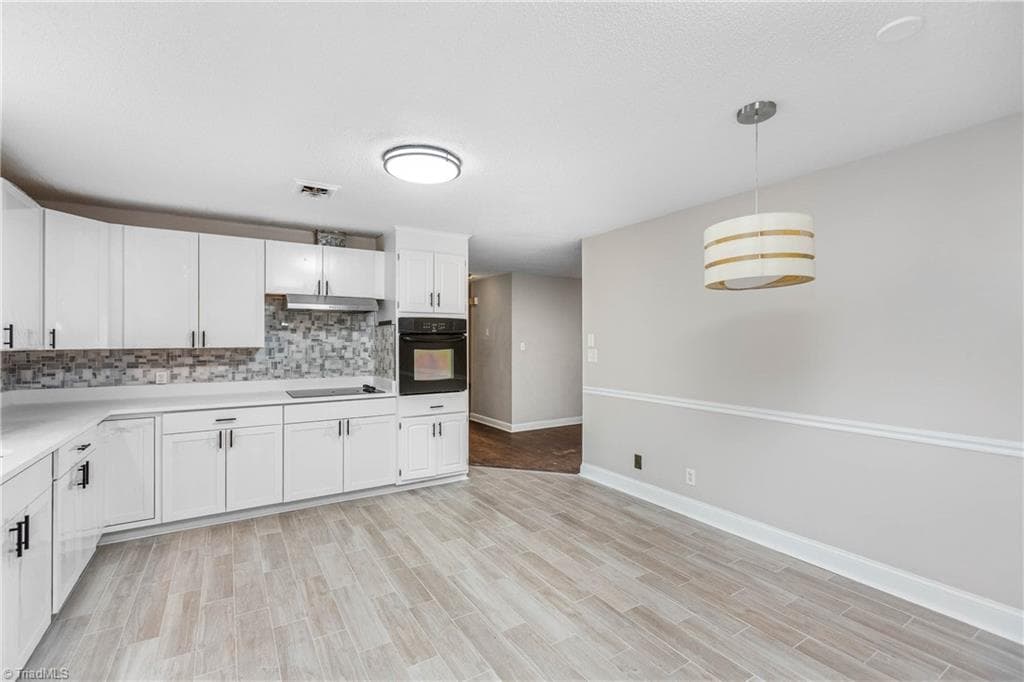 Stick/Site Built at 4210 Niblick Drive, Pfafftown NC 27040, photo 13 of 44