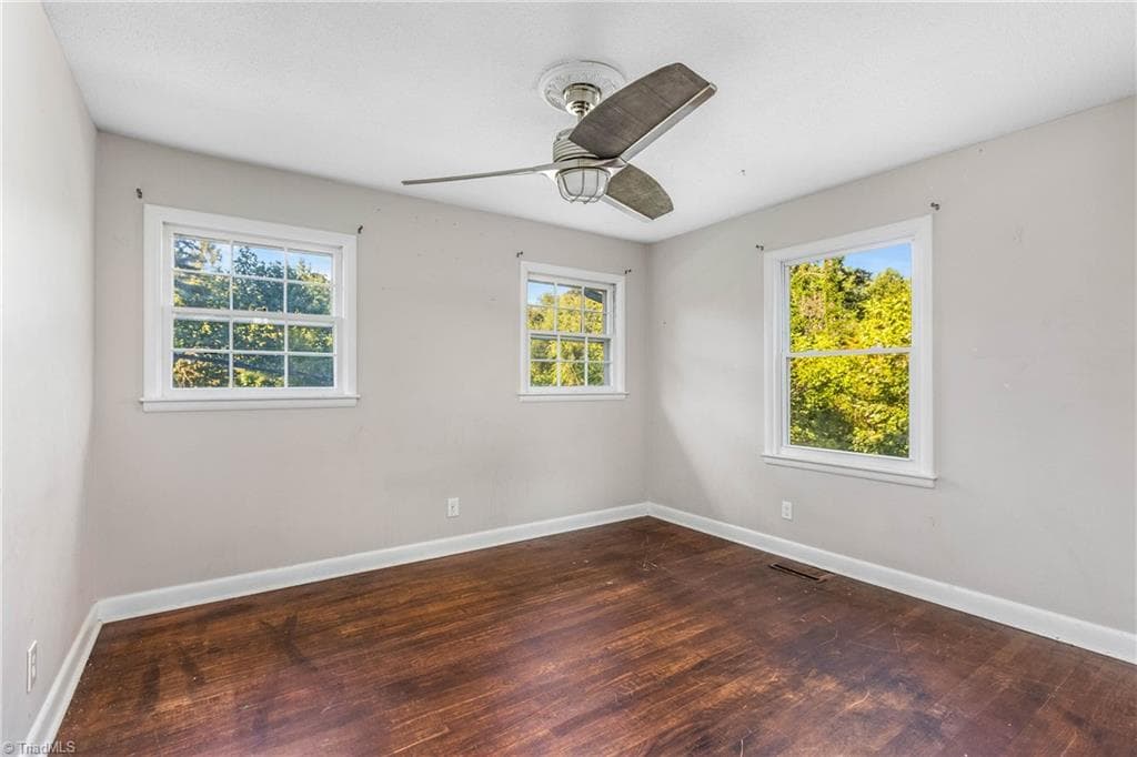 Stick/Site Built at 4210 Niblick Drive, Pfafftown NC 27040, photo 20 of 44