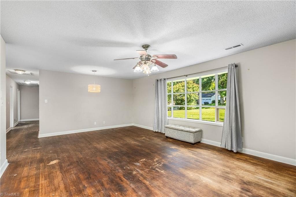 Stick/Site Built at 4210 Niblick Drive, Pfafftown NC 27040, photo 9 of 44