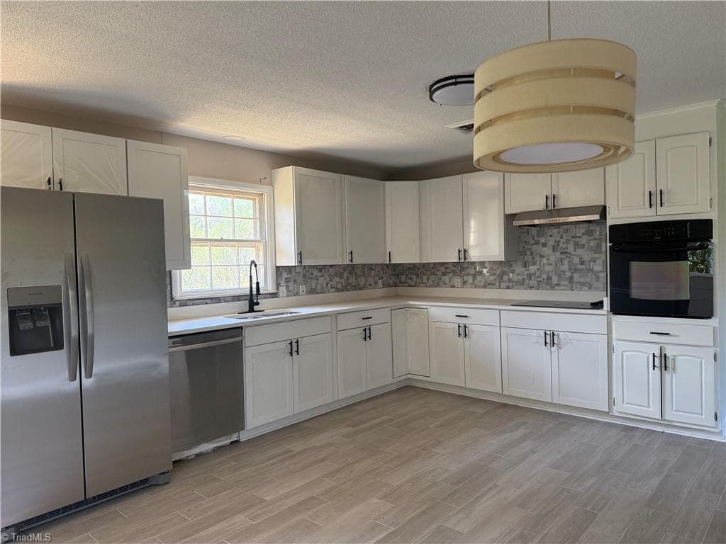 Stick/Site Built at 4210 Niblick Drive, Pfafftown NC 27040, photo 14 of 44