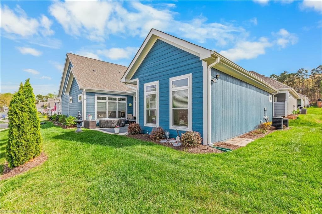 Stick/Site Built at 428 Waterton Way, Kernersville NC 27284, photo 32 of 37