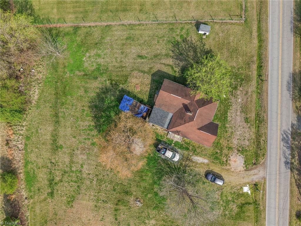 Stick/Site Built at 366 Brooks Road, Reidsville NC 27320, Reidsville, photo 25 of 28