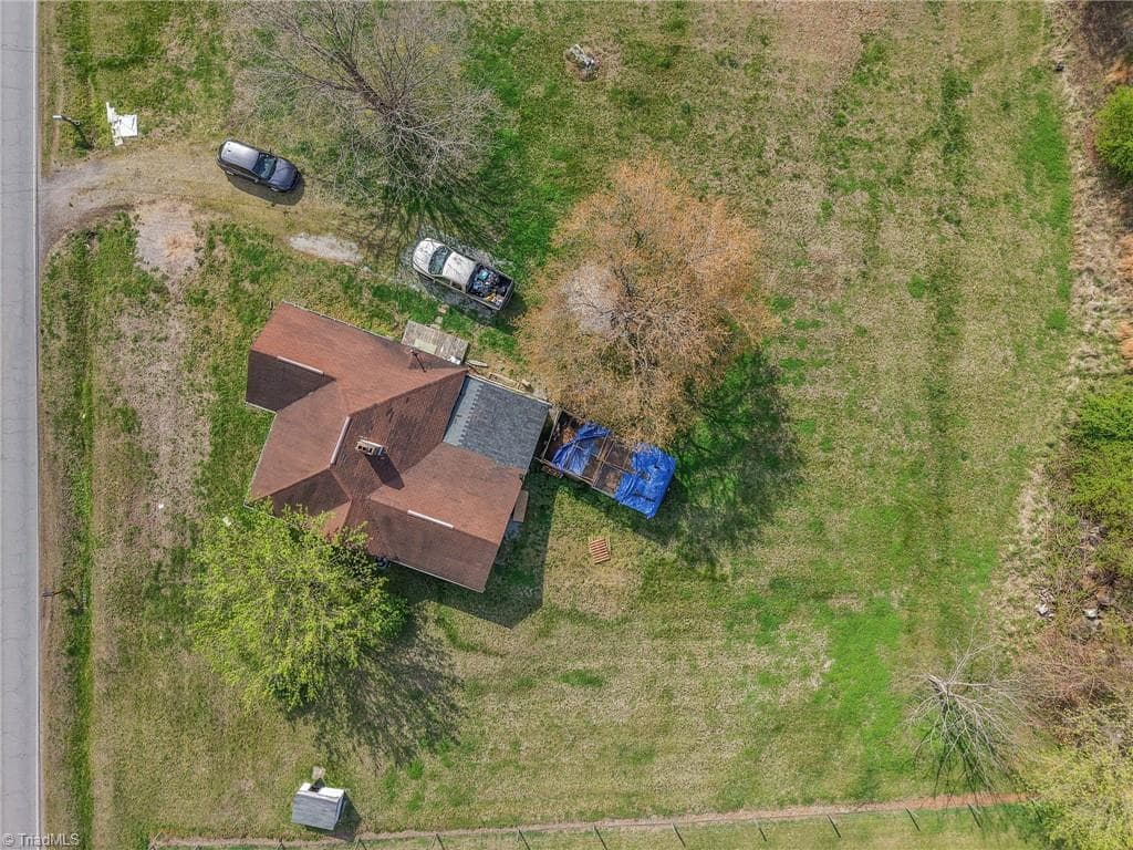 Stick/Site Built at 366 Brooks Road, Reidsville NC 27320, Reidsville, photo 27 of 28