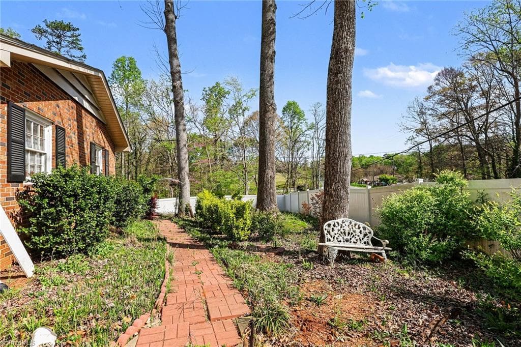 Stick/Site Built at 2801 Brookhill Drive, Winston-Salem NC 27127, Winston-Salem, photo 21 of 25