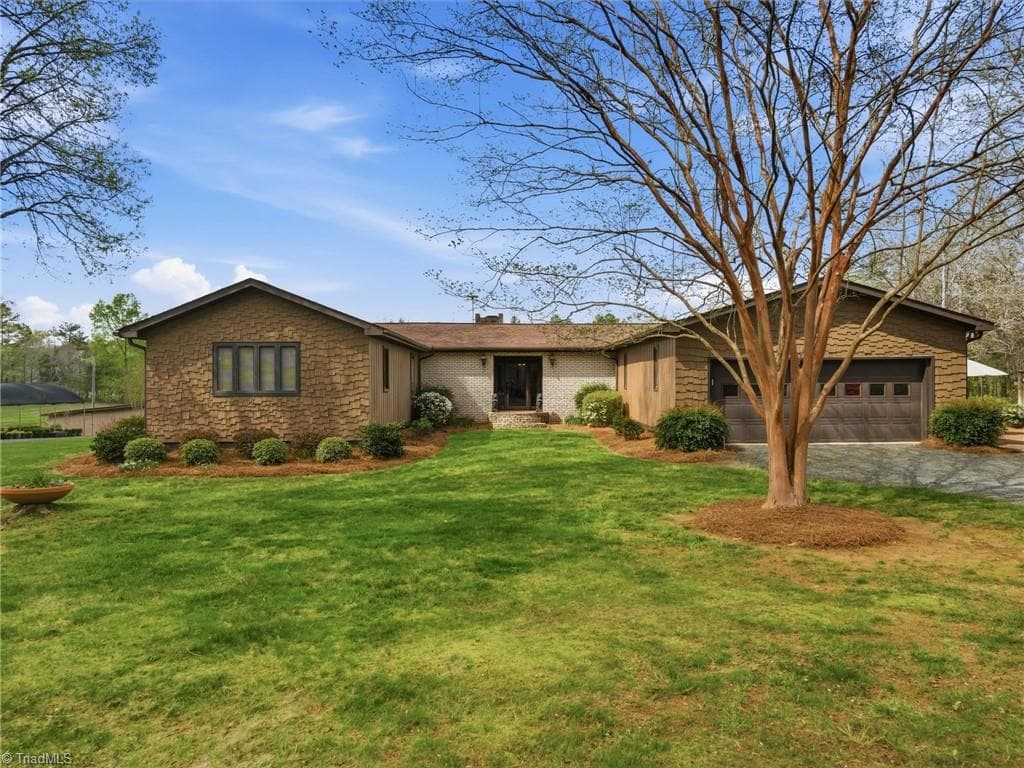 Stick/Site Built at 2620 Reeves Island Road, Richfield NC 28137, photo 2 of 50
