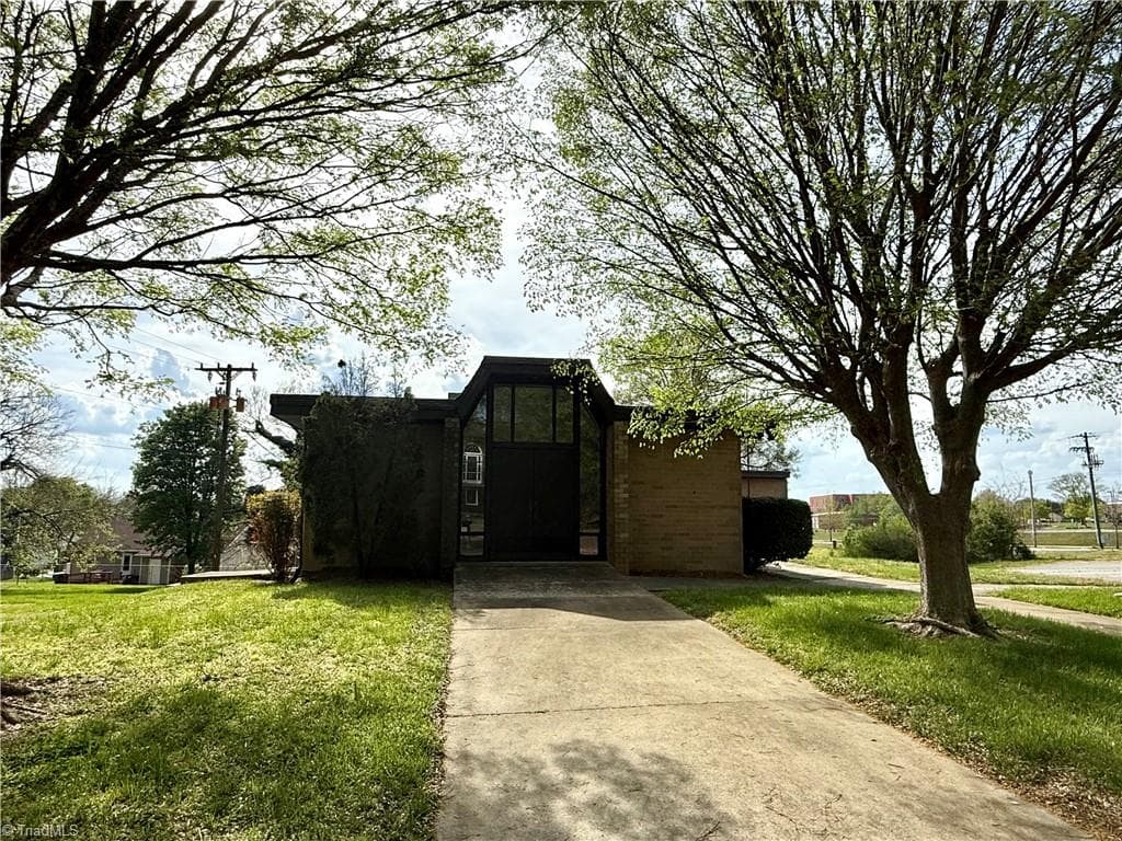 Investment at 508-512 Martin Luther King Jr Drive, Greensboro NC 27406, Greensboro, photo 9 of 10